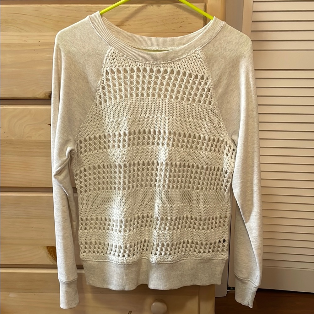 Aerie Women’s Crew Neck Sweatshirt size L